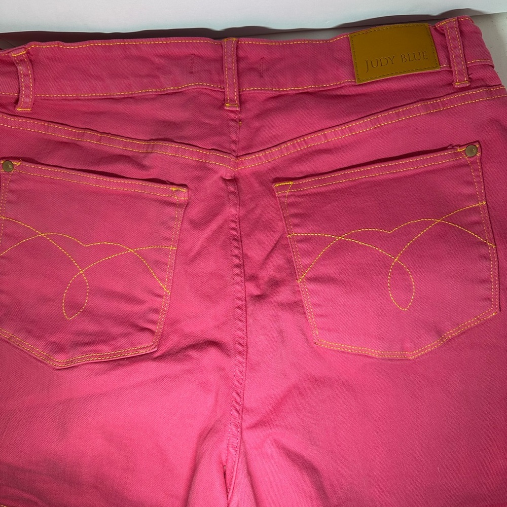 Judy Blue High Rise Magenta Pink Embroidery 2x  Garment Dyed shorts - Picture 3 of 11